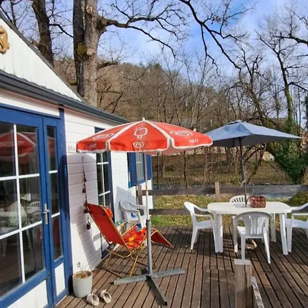 Bord De Riviere * 班纳萨克